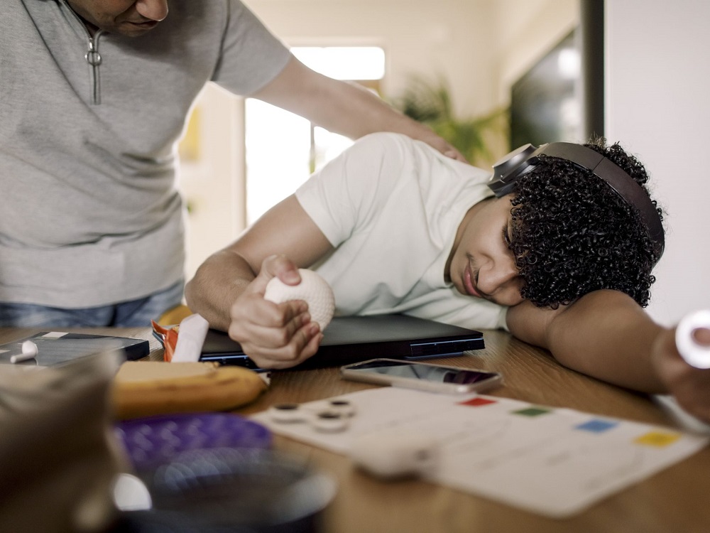 بیش‌فعالی (ADHD) 